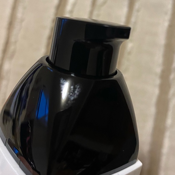 NWT Chanel LA SOLUTION 10 DE CHANEL - Picture 2 of 4